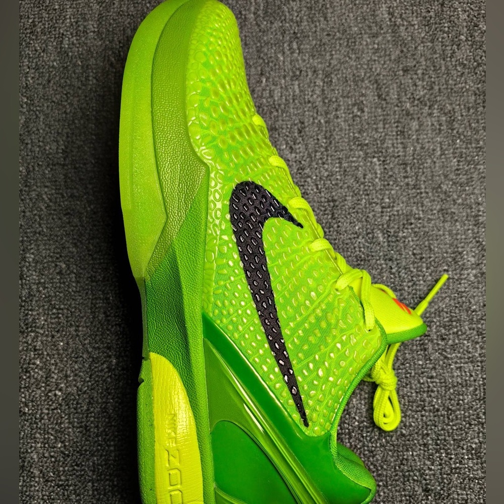 Nike Kobe 6 Grinches Protro Green - image 8